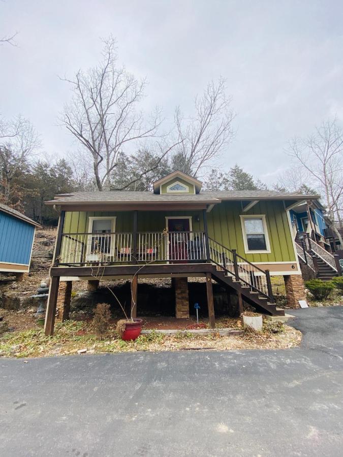 All Seasons Treehouse Village Eureka Springs Exterior foto